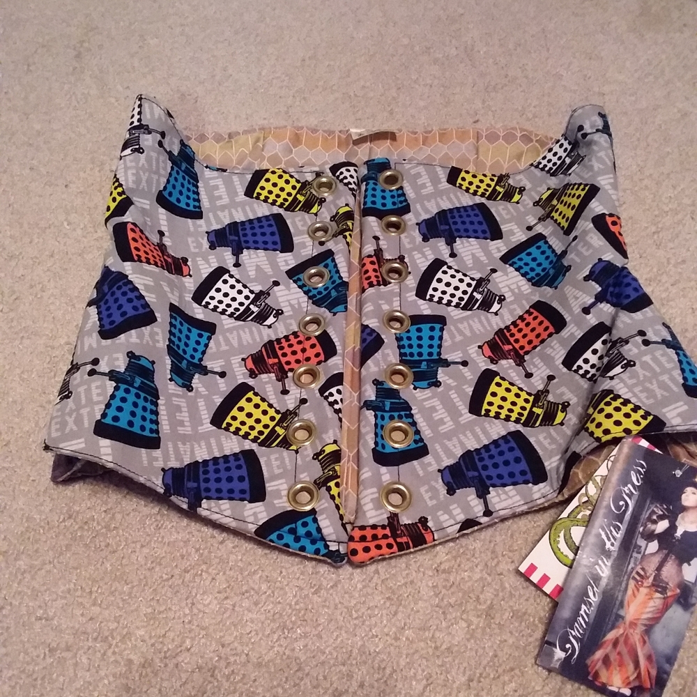 Damsel Dalek underbust